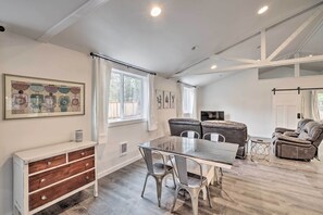 Stuga (1 Bedroom) | Interiör