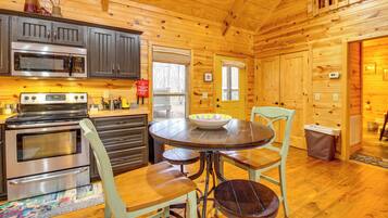 House (1 Bedroom) | Interior