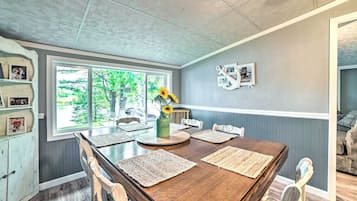 Cottage (3 Bedrooms) | Interior