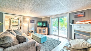 ููุฎ (3 Bedrooms) | ุงูู
ูุดุฃุฉ ู
ู ุงูุฏุงุฎู