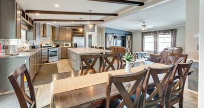 Spacious Tierra Amarilla Ranch House w/ Deck!