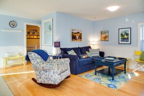 Cottage (2 Bedrooms) | Interior