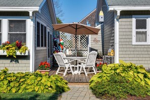 Cottage (2 Bedrooms) | Interior - 'osprey Cottage' South Freeport Home on Casco Bay! (Freeport)