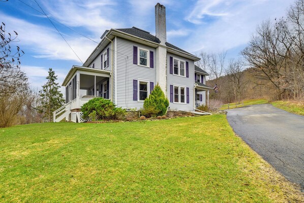 House (5 Bedrooms) | Interior