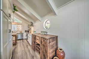 House (3 Bedrooms) | Interior - Unique & Modern Alto Home w/ Private Hot Tub! (Alto)