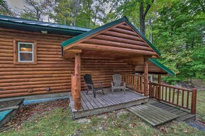 House (2 Bedrooms) | Interior - Updated Manistique Log Cabin, Yard & Fire Pit (Manistique)