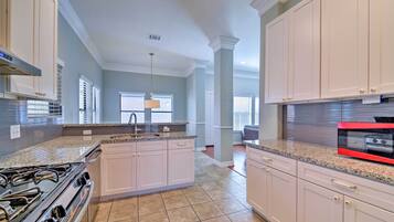 Casa (3 Bedrooms) | Parte interna