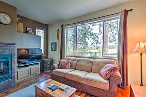 Apartment (3 Bedrooms) | Interior - Stunning Townhome Near Upper Klamath Lake! (Klamath Falls)