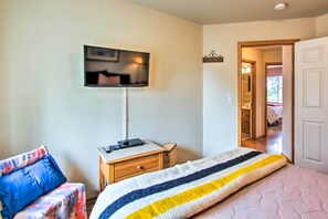 Apartment (3 Bedrooms) | Interior - Stunning Townhome Near Upper Klamath Lake! (Klamath Falls)