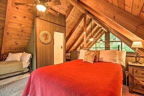 Hus (1 Bedroom) | 1 soverom, barnesenger (inkludert) og sengetøy