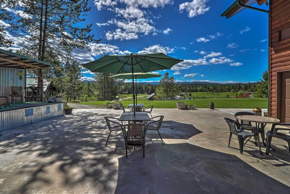 House (1 Bedroom) | Interior - Trego Cabin w/ Mountain Views & Lake Access! (Trego)