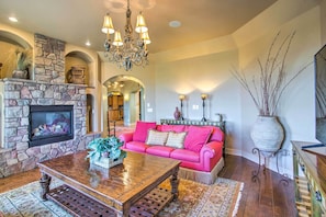 Interior - Spacious Grand Junction Home w/ Mountain View (Grand Junction)