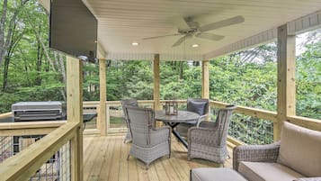 House (2 Bedrooms) | Front of property