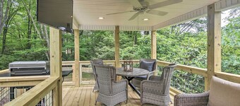 Blowing Rock Home: 1 Block to Downtown!