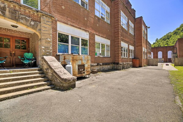 Apartment (0 Bedroom) | Interior