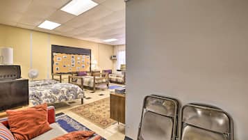 ุงูู
ูุดุฃุฉ ู
ู ุงูุฏุงุฎู