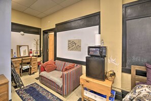 Apartment (0 Bedroom) | Interior