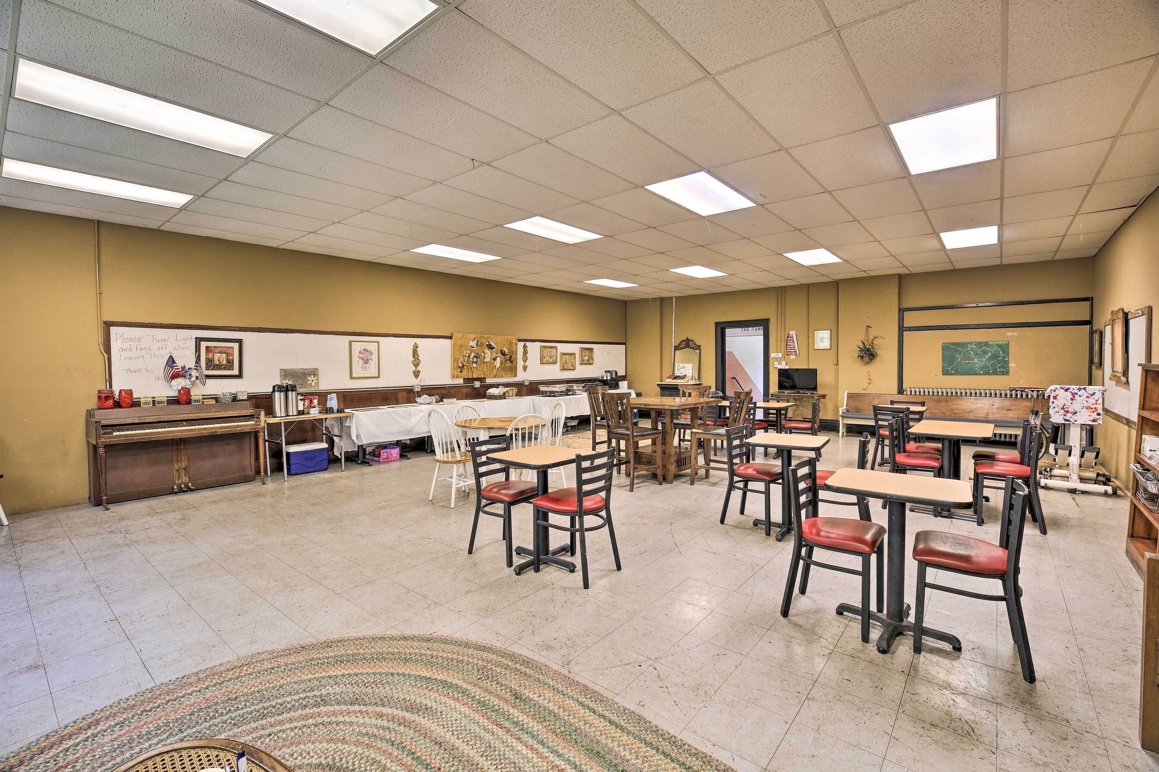 Apartment (0 Bedroom) | Interior