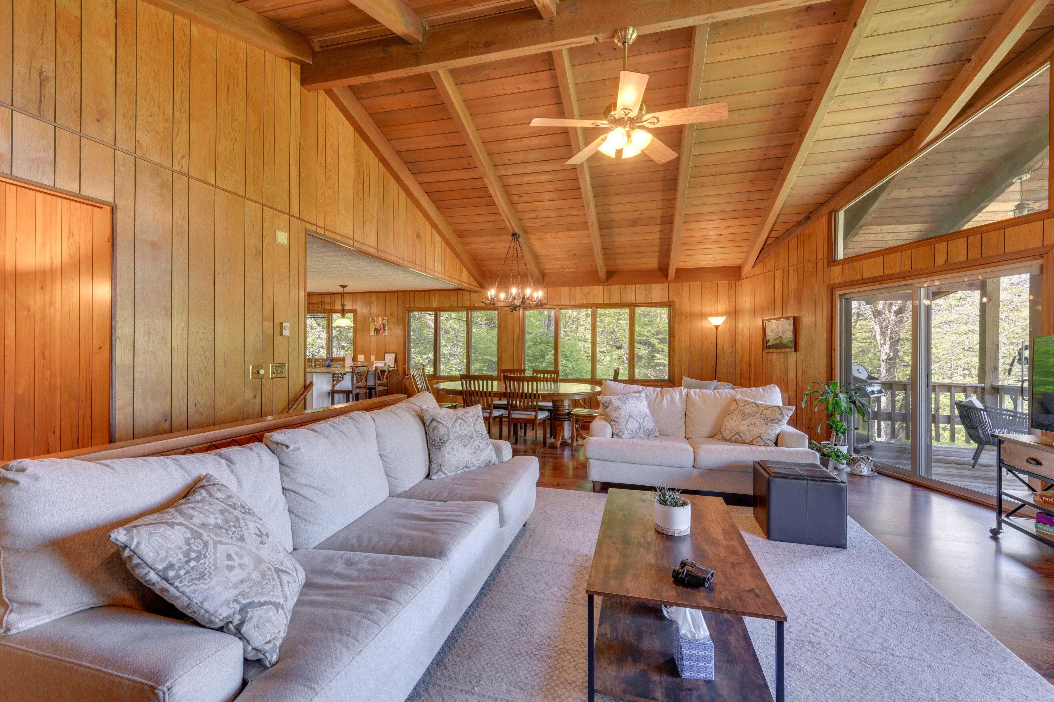 Upscale Cabin W/stunning Blue Ridge Mountain Views