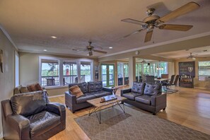 House (3 Bedrooms) | Interior - Riverfront Houston House w/ Deck & Private Dock! (Houston)