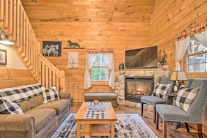 House (2 Bedrooms) | Front of property - Rustic Rothbury Cabin w/ Resort Amenity Access! (Rothbury)