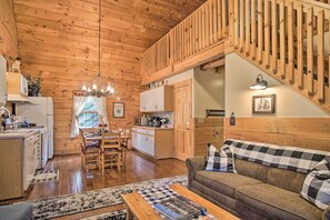 House (2 Bedrooms) | Interior