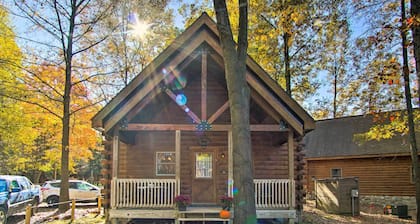 Rustic Rothbury Cabin w/ Resort Amenity Access!
