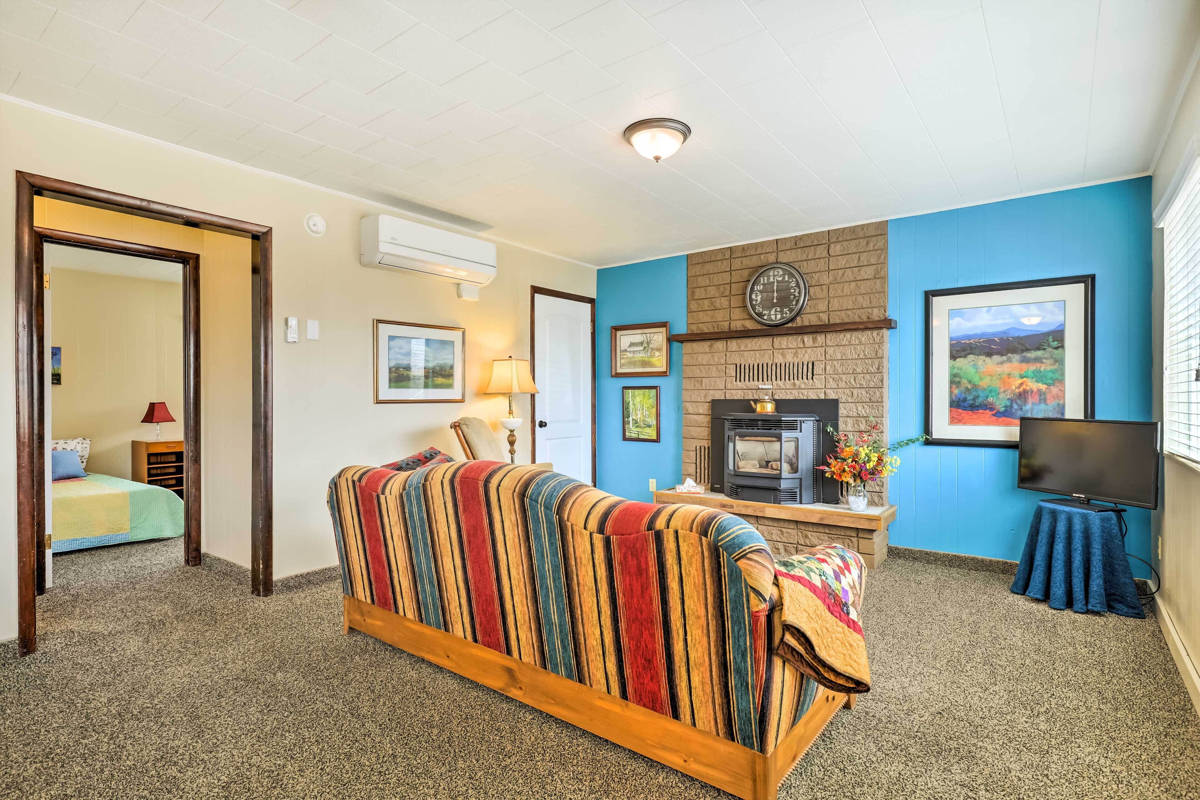 House (2 Bedrooms) | Interior