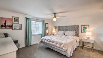 House (5 Bedrooms) | Interior