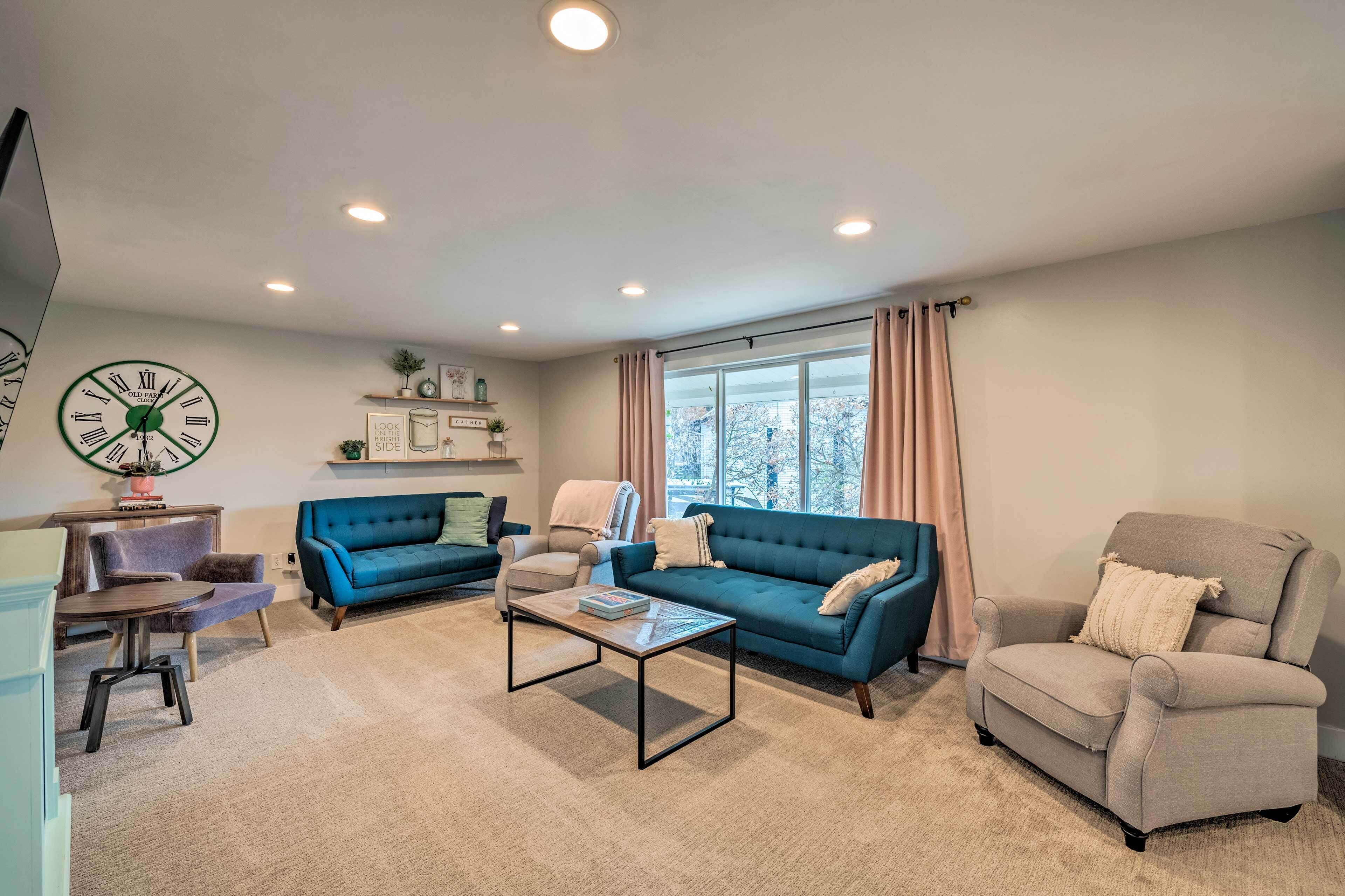 Spacious Layton Retreat w/ Private Hot Tub!