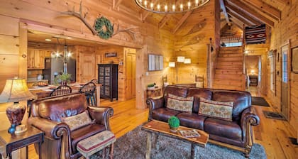 Waynesville Escape - Mtn Cabin Above the Clouds!