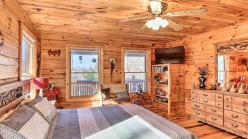 House (4 Bedrooms) | Interior