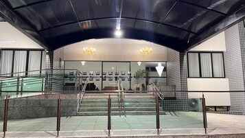 Fachada de la propiedad