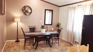 Dining - Escape to the Creekside Hideaway (Sequim)