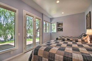House (6 Bedrooms) | Interior
