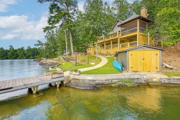 House (4 Bedrooms) | Interior - 'arcade Cove' - Lake Martin Home w/ Private Dock! (Eclectic)