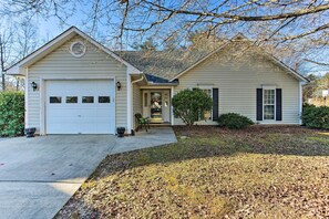 House (3 Bedrooms) | Interior - Asheville Area Home W/patio-11 Mi to Biltmore (Fletcher)