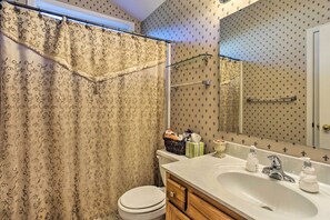 House (3 Bedrooms) | Interior - Asheville Area Home W/patio-11 Mi to Biltmore (Fletcher)