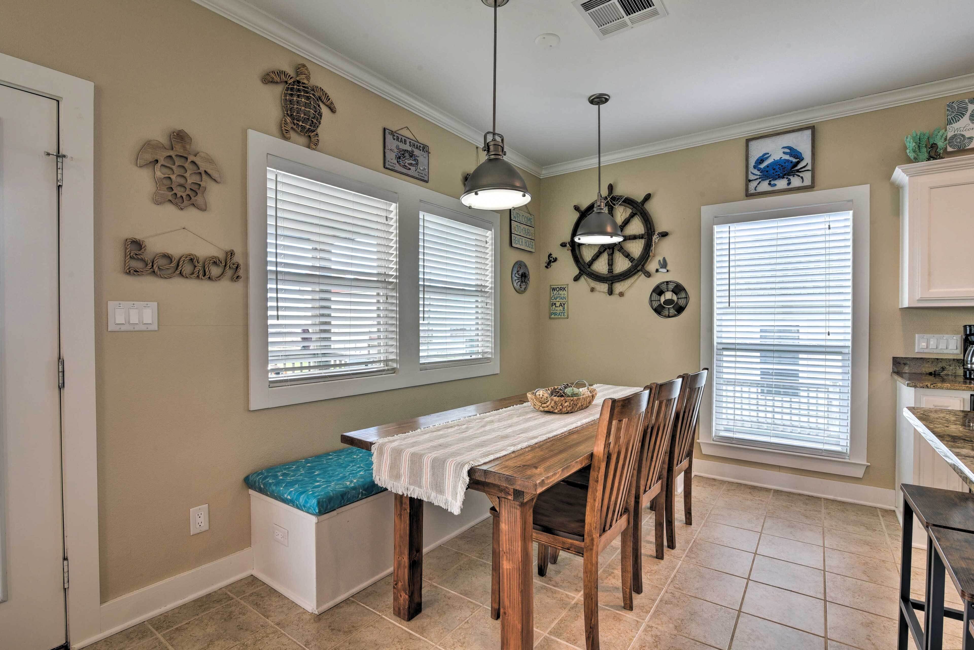 House (4 Bedrooms) | Interior