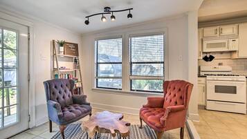 Cottage (2 Bedrooms) | Interior