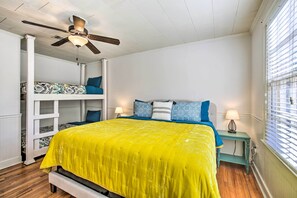 Cottage (2 Bedrooms) | Interior