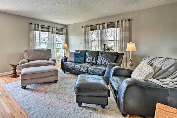 House (3 Bedrooms) | Interior