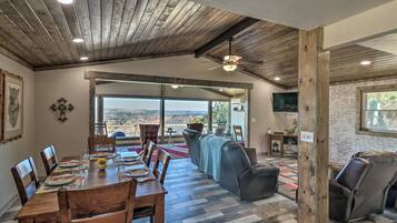 Rumah (4 Bedrooms) | Interior