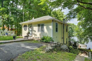 Exterior - Charming Danbury Cottage w/ Lake Kenosia Access! (Danbury)