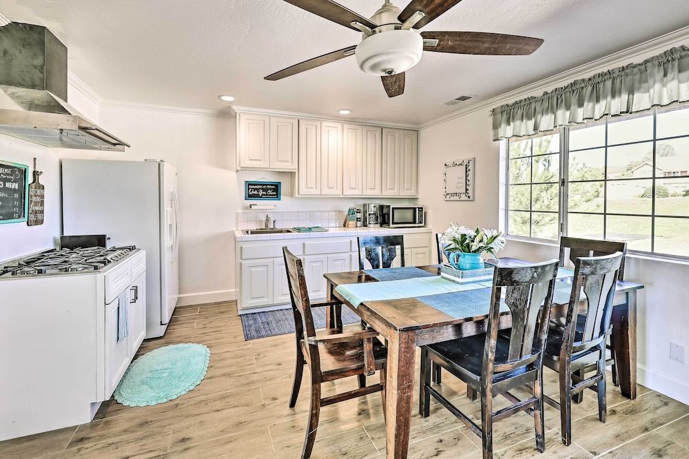 Charming Fallbrook Home w/ Garden & Gazebo!