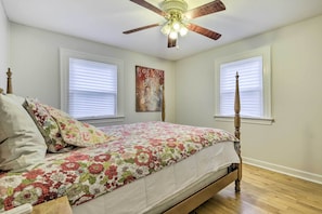 Ferienhaus (3 Bedrooms) | 3 Schlafzimmer, laptopgeeigneter Arbeitsplatz, Bügeleisen/Bügelbrett