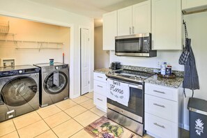 House (3 Bedrooms) | Interior - Bristol Home 3 Mi to State Street! (Bristol)