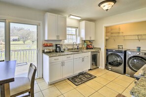 House (3 Bedrooms) | Interior - Bristol Home 3 Mi to State Street! (Bristol)