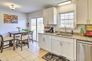 House (3 Bedrooms) | Interior - Bristol Home 3 Mi to State Street! (Bristol)