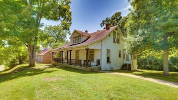 House (3 Bedrooms) | Front of property